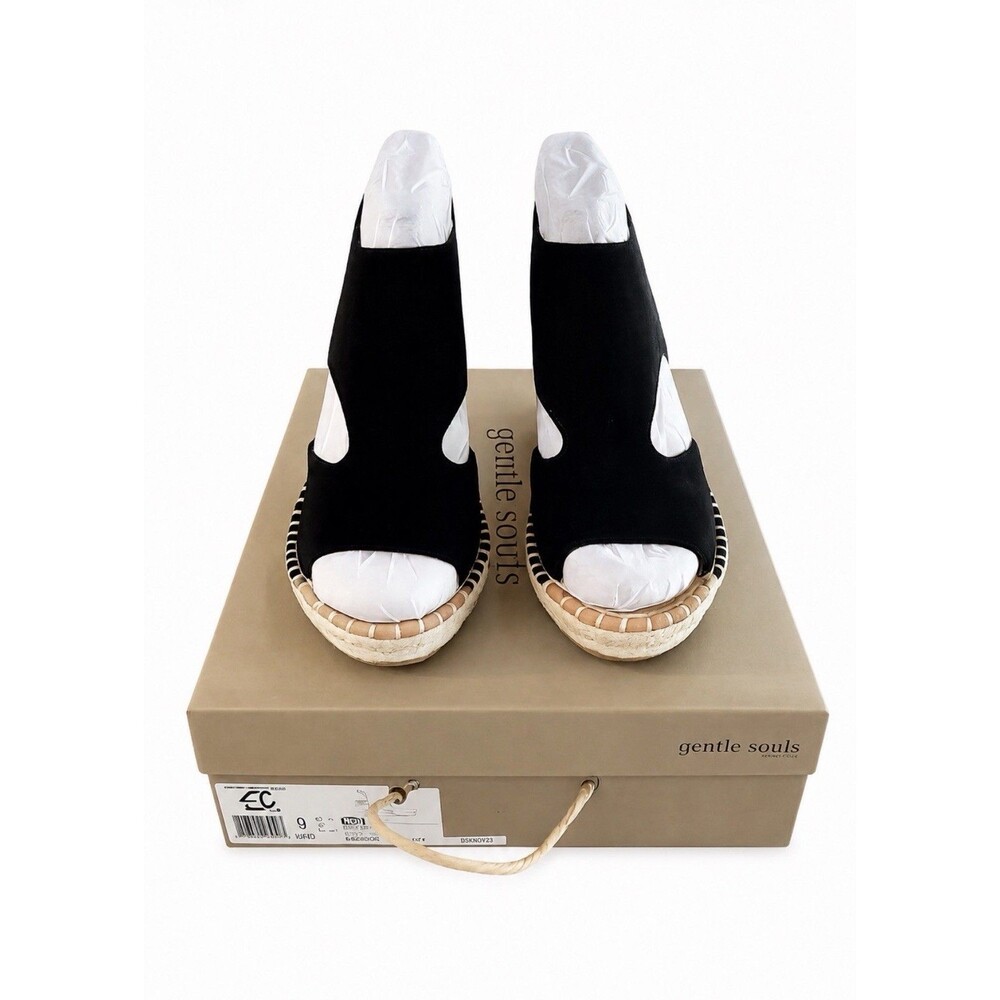 Gentle Souls Cody  by Kenneth Cole Black Suede Espadrille Wedge Sandals Size 9M